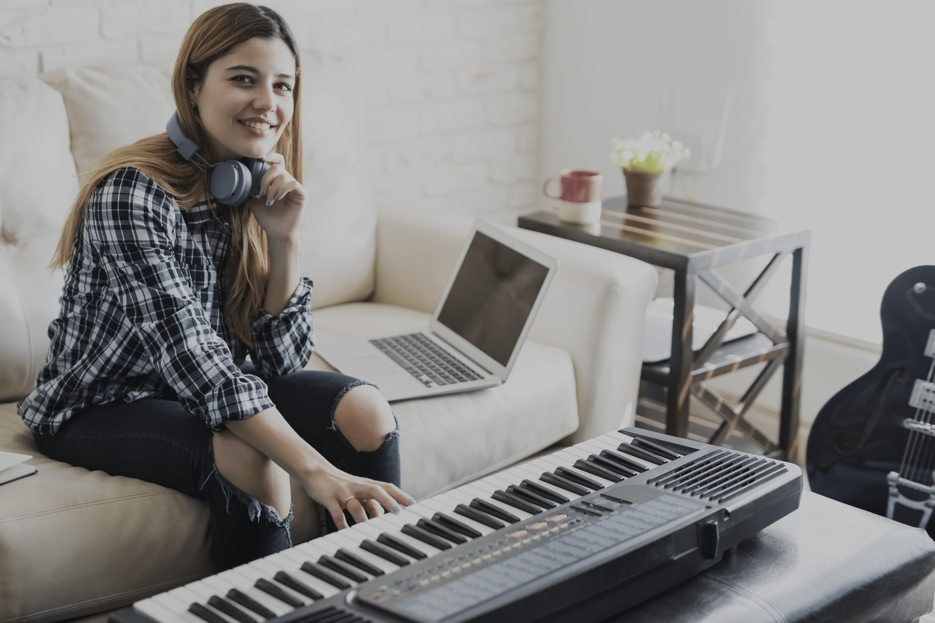 buy digital pianos online