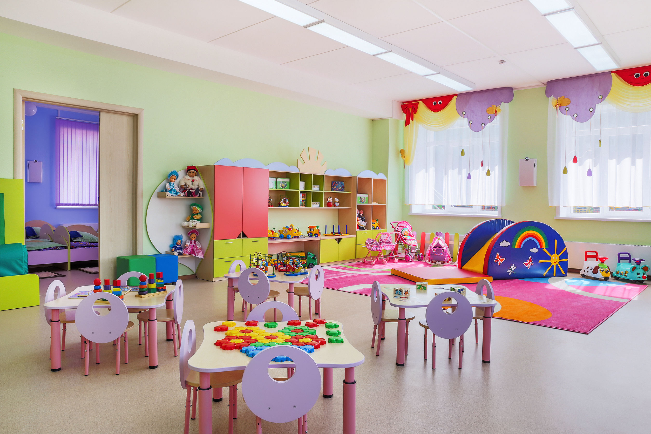 Changing Learning Environment: Advantages of Expert Interior Design for Kindergarten Classrooms